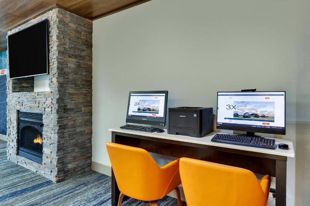 Holiday Inn Express & Suites - Ardmore, an IHG Hotel Image 30